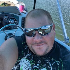 Meet your Posher, Todd